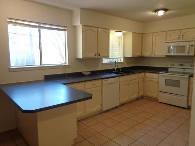 5935 Sunnygate Dr, Spring, TX 77373