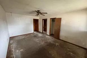 305 W Harrison Ave, Electra, TX 76360 - Photo 6