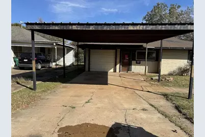 305 W Harrison Avenue, Electra, TX 76360 - Photo 2