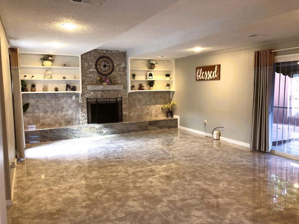 13819 Wickersham Ln, Houston TX  77077-5434 exterior