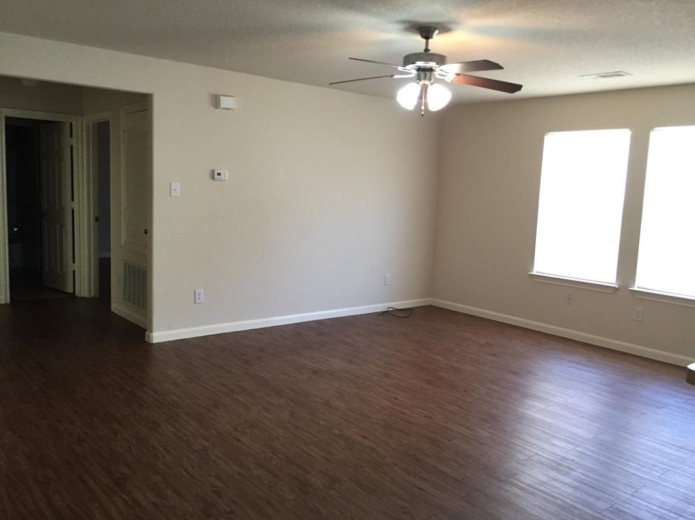 603 Wades Way #b, White Hall, TX 77868