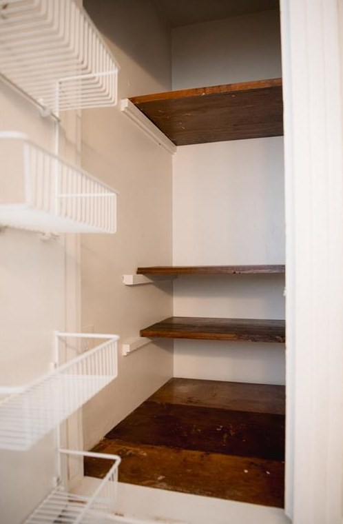 1006 Nadine, Houston TX  77009-2442 exterior
