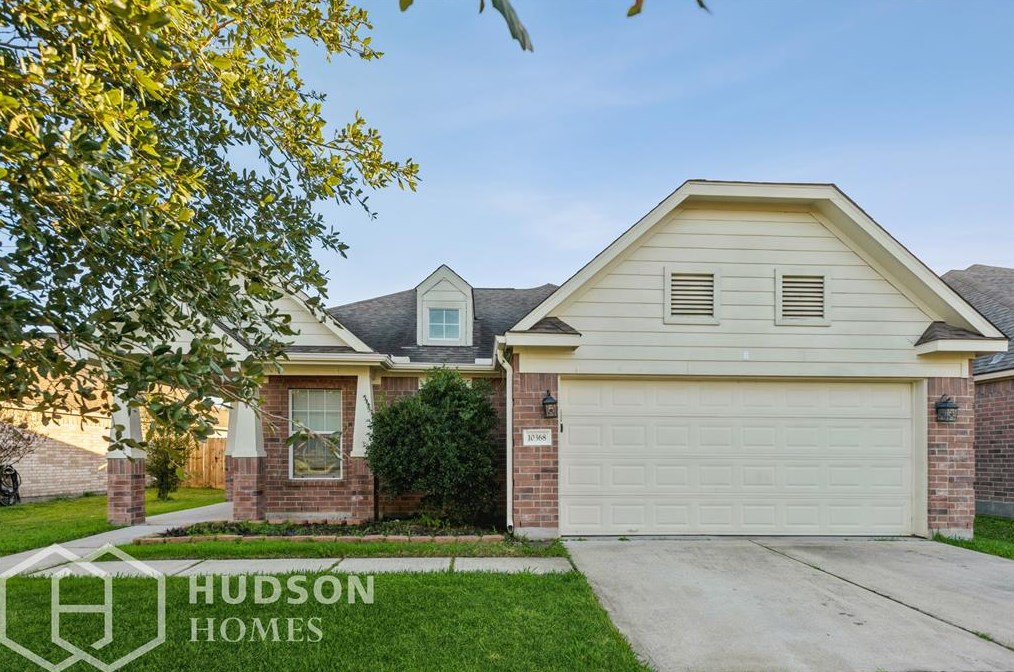 10368 Stone Gate Dr, Conroe, TX 77385
