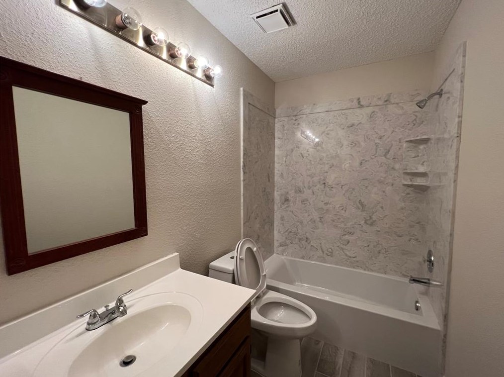 3130 Mesquite Dr, Sugar Land TX  77479-1862 exterior