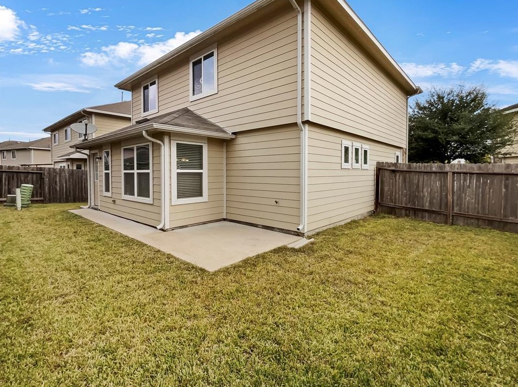 12818 Clermont Hbr Ct, Houston TX  77045 exterior