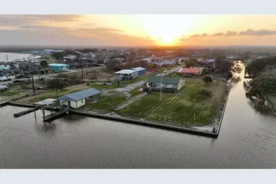 4621 Cr 459B, Freeport, TX 77541 - Photo 2