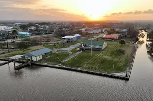 4621 Cr 459B, Freeport, TX 77541 - Photo 2