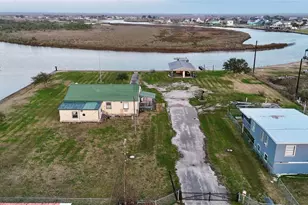 4621 Cr 459B, Freeport, TX 77541 - Photo 6