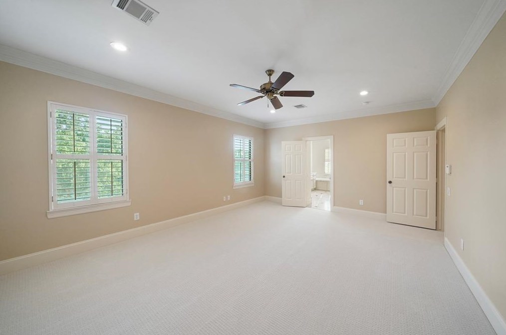 3531 Yupon, Houston TX  77006-4842 exterior