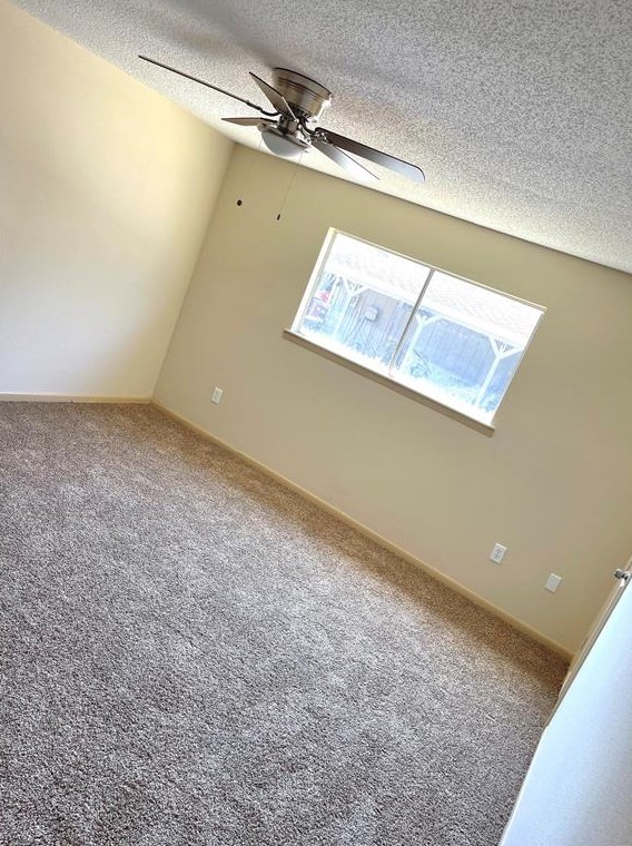 825 Clubside Dr, Tavener TX  77435-9401 exterior