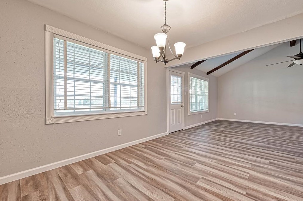 1046 Shady Trail Ln, Houston TX  77038-1833 exterior