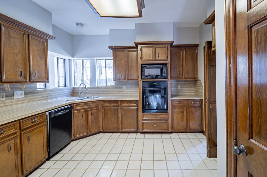 8103 Teakwood Forest Dr, Spring, TX 77379-4537
