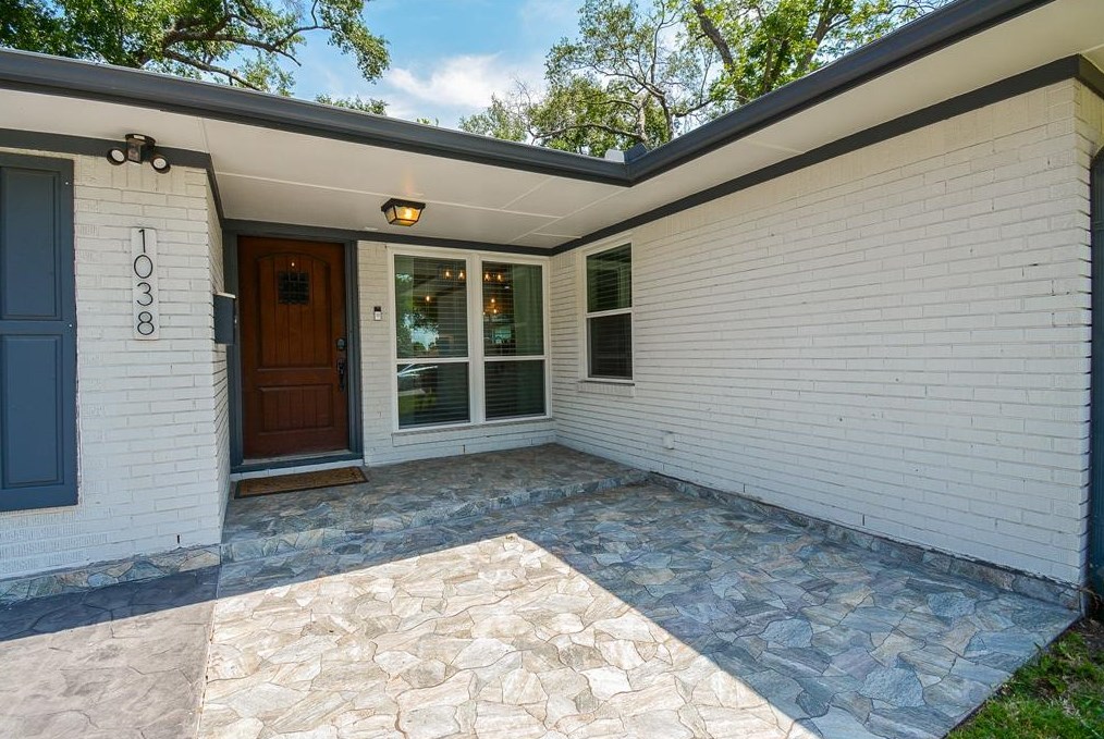1038 Stonecrest Dr, Houston, TX 77018