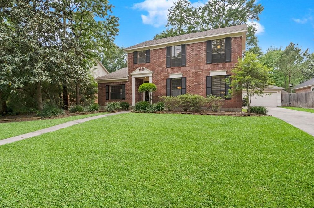 31 Duskwood Pl, Spring TX  77381-6135 exterior