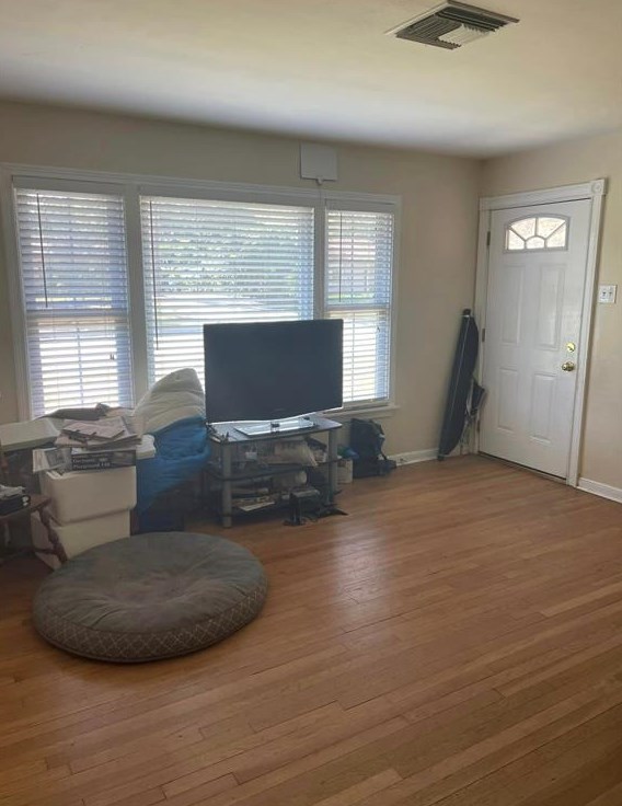 1222 Wycliffe Dr, Houston TX  77043-2706 exterior