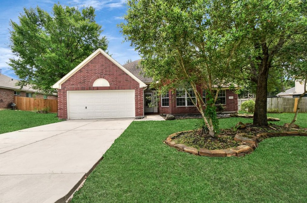 10232 Little T, Conroe, TX 77302-3562