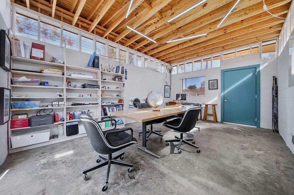 803 Schweikhardt, Houston TX  77020-7744 exterior