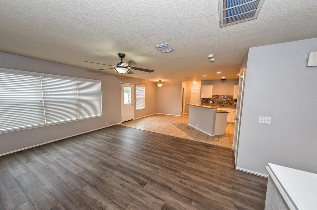 10415 Sugarbridge Trl, Sugar Land, TX 77498