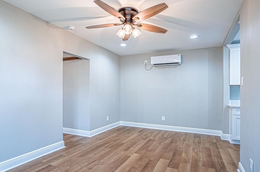 6719 Corpus Christi St, Houston TX  77020-5054 exterior