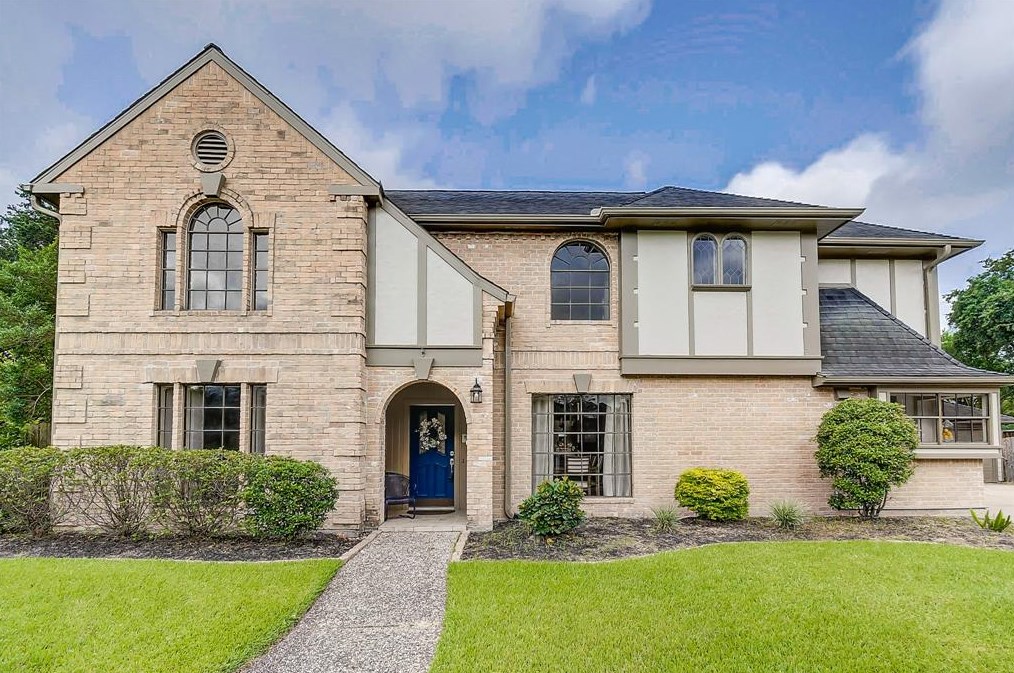 1706 Cedar Creek Ct, Houston, TX 77077