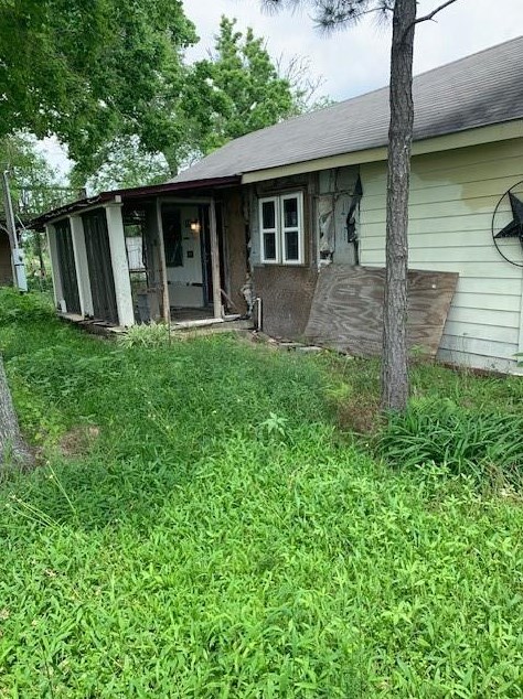 12018 Sandpiper Rd, Angleton, TX 77515-8327