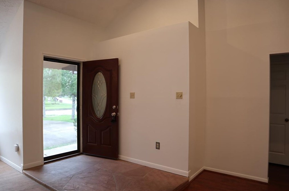 2850 Mesquite Dr, Sugar Land, TX 77479
