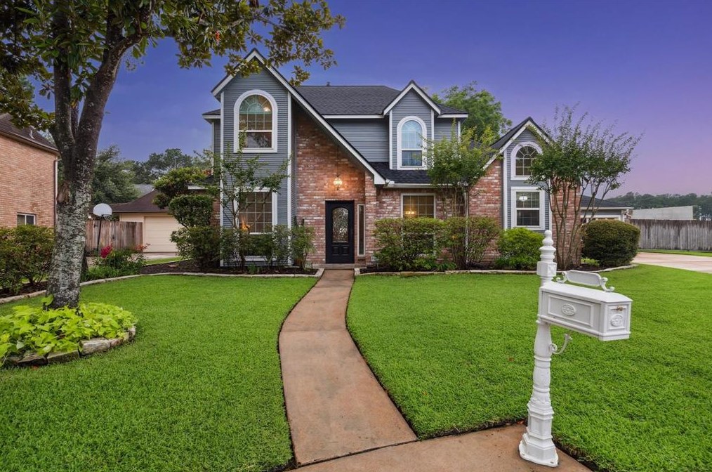 11511 Altic Lane Ct, Houston, TX 77066-3911
