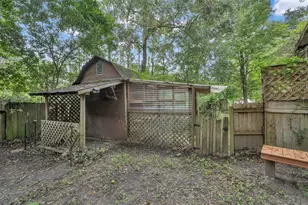 641 Red Clover St, Livingston, TX 77351 - Photo 34