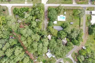 641 Red Clover St, Livingston, TX 77351 - Photo 42