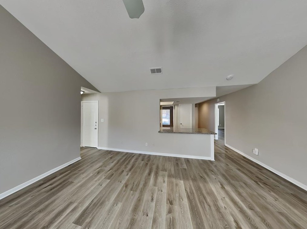 1715 Hazyknoll Ln, Houston TX  77067-2805 exterior