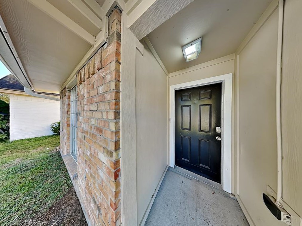 1715 Hazyknoll Ln, Houston, TX 77067
