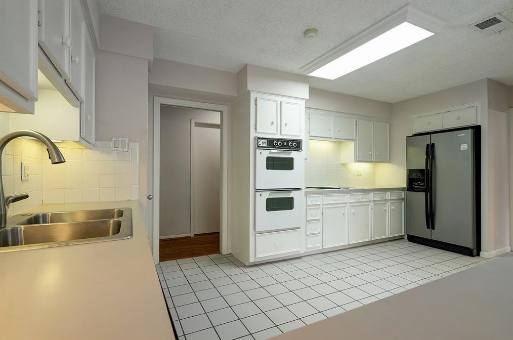 9 Tiffany Sq, Sugar Land TX  77478-3708 exterior