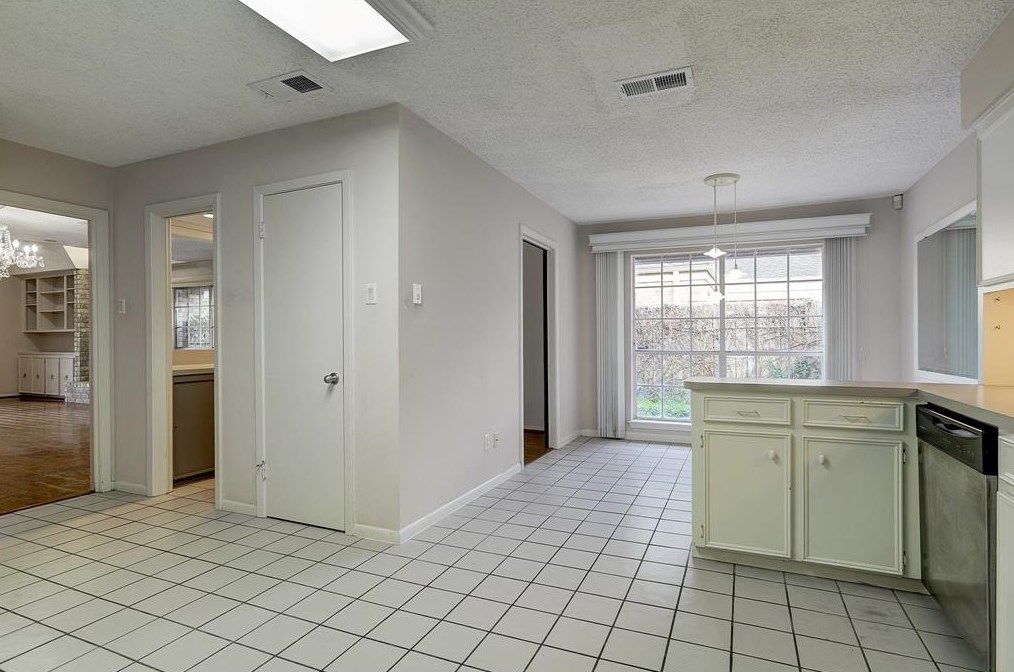 9 Tiffany Sq, Sugar Land TX  77478-3708 exterior