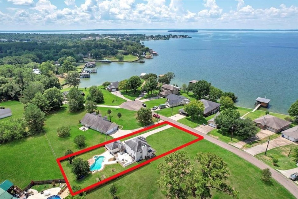 515 Buffalo Ct, Livingston, TX 77351-6410