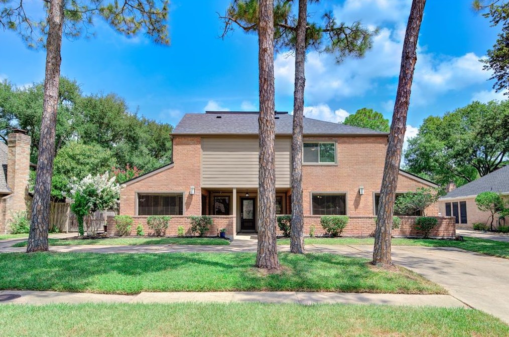 11910 Drexel Hill Dr, Houston, TX 77077-3010