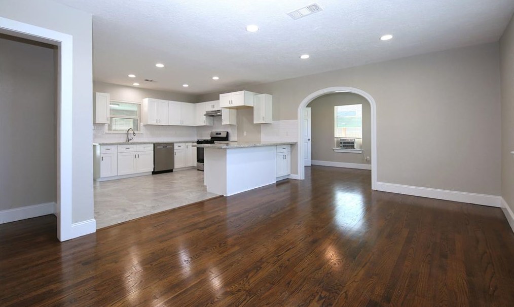 5520 Lawson St, Houston TX  77023-3811 exterior