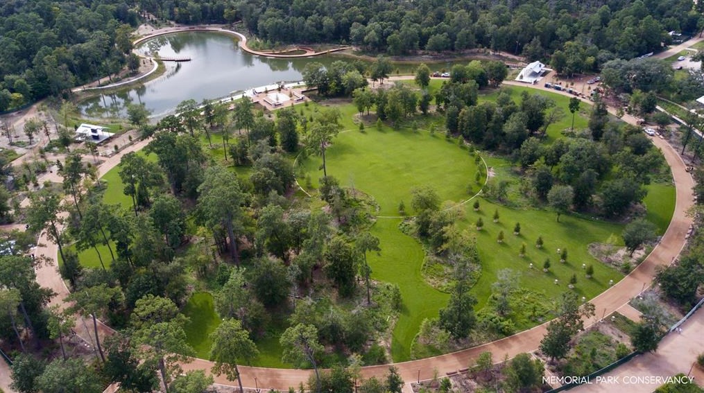 3070 Jensen Dr, Houston TX  77026-5513 exterior