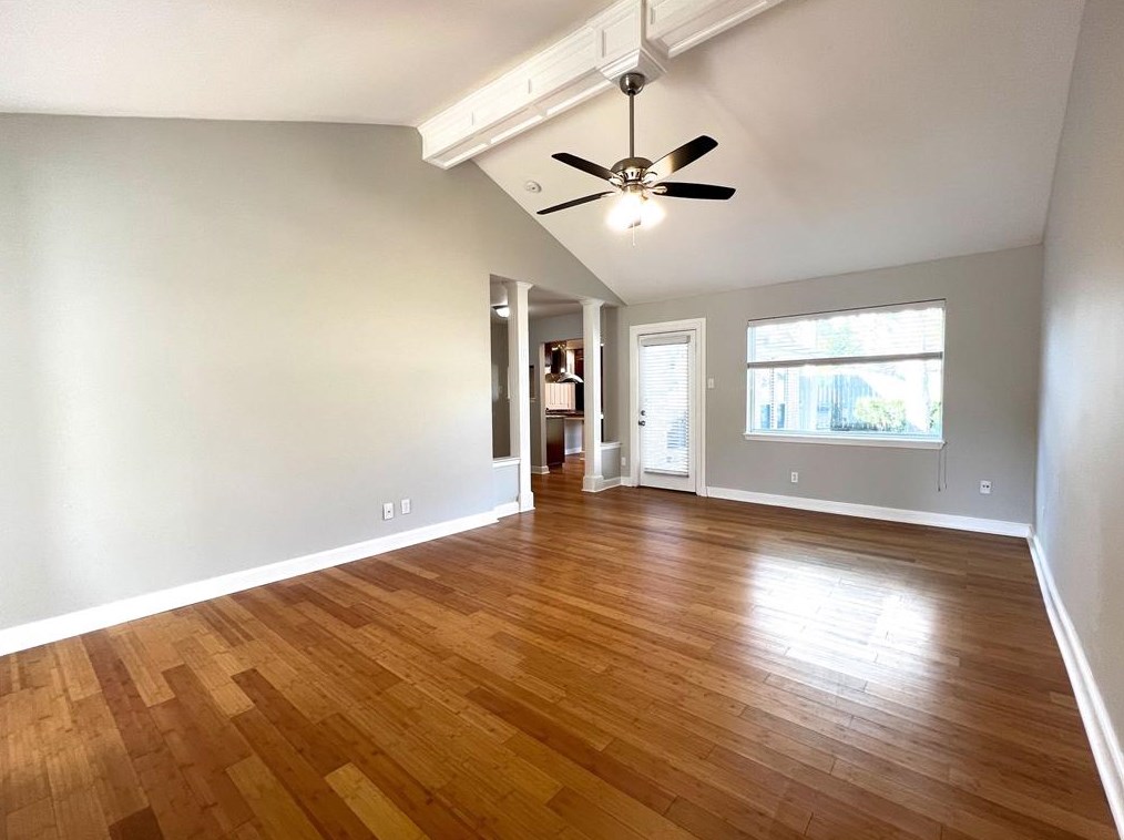 9666 Windswept Ln, Houston TX  77063-5122 exterior
