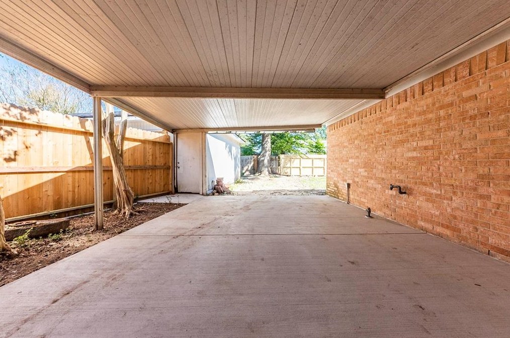 15807 Fathom Ln, Houston TX 77062-4437 exterior