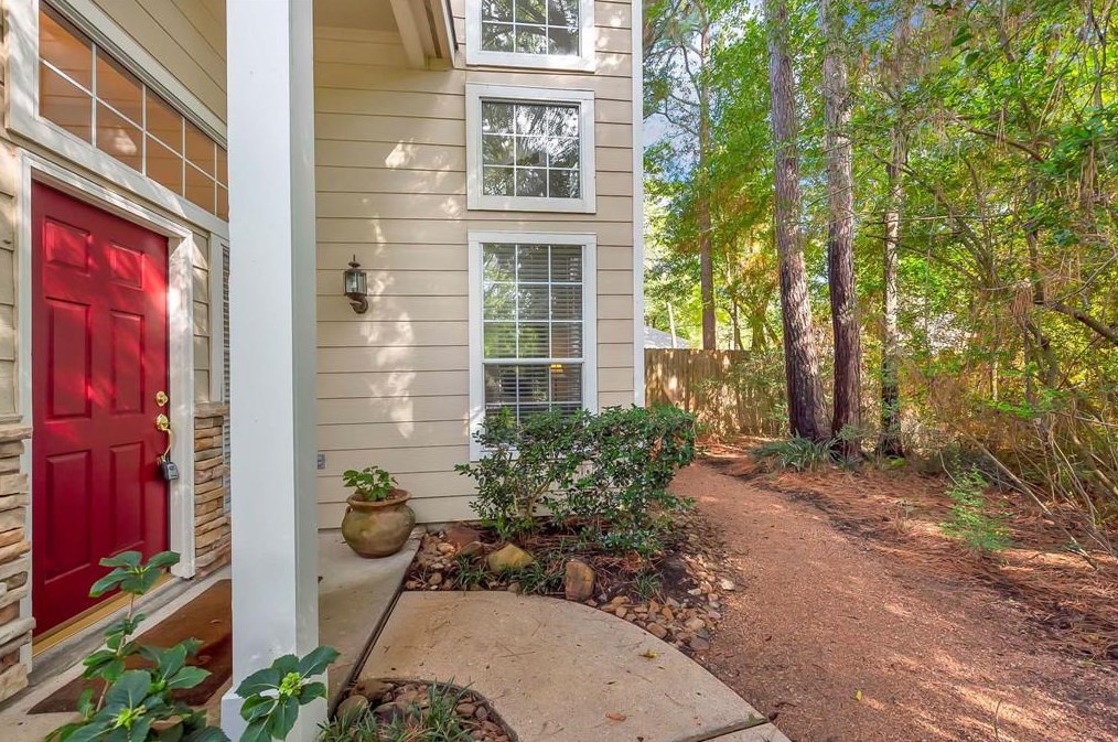 78 Wintergreen Trl, Spring TX  77382-4801 exterior