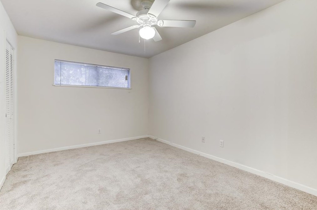 1624 Marshall St, Houston TX  77006-4179 exterior