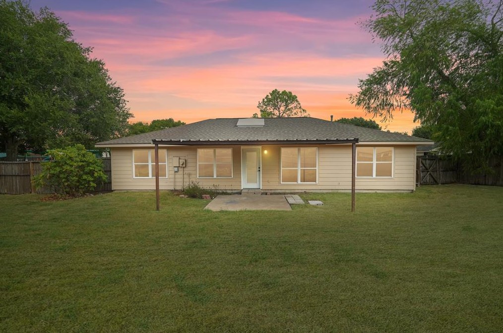 1914 Quail Feather Ct, Missouri City, TX 77489-3088