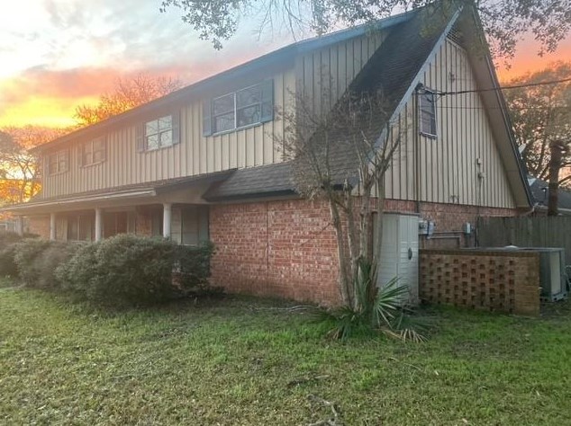 301 Church St, Jones Creek TX  77437-3401 exterior