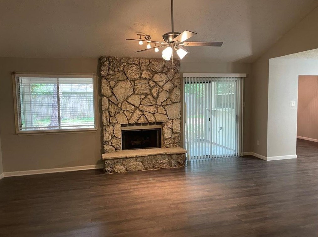 17214 Modbury St, Spring, TX 77379