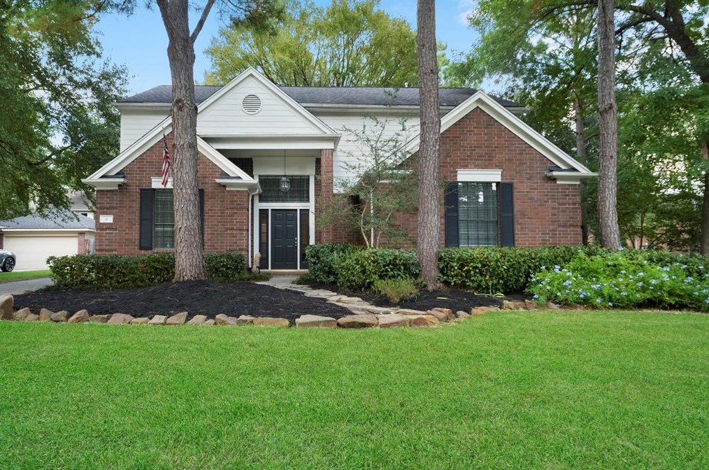 2 Cherry Blossom Pl, Spring, TX 77381