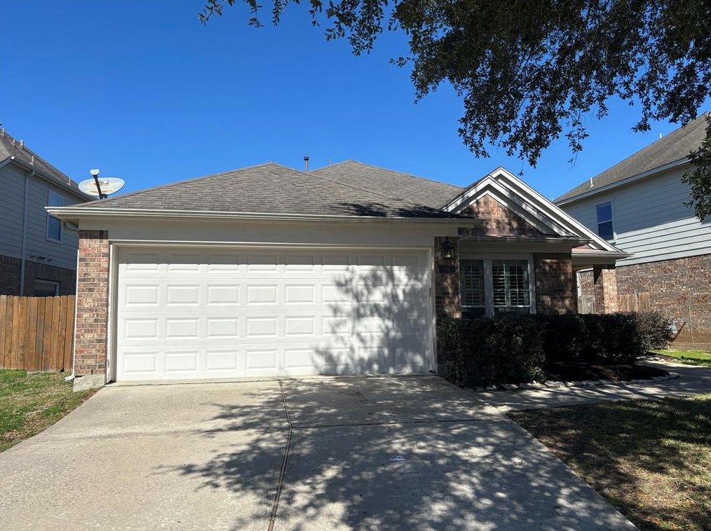 13003 Balsam Breeze Ln, Pearland, TX 77584