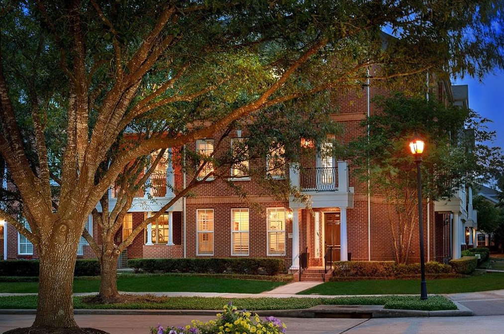 47 Islewood Blvd, Spring TX  77380-2859 exterior