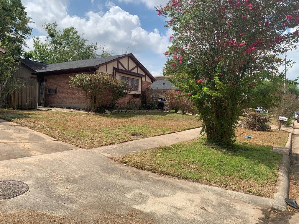 13019 Carvel Ln, Houston, TX 77072-4505