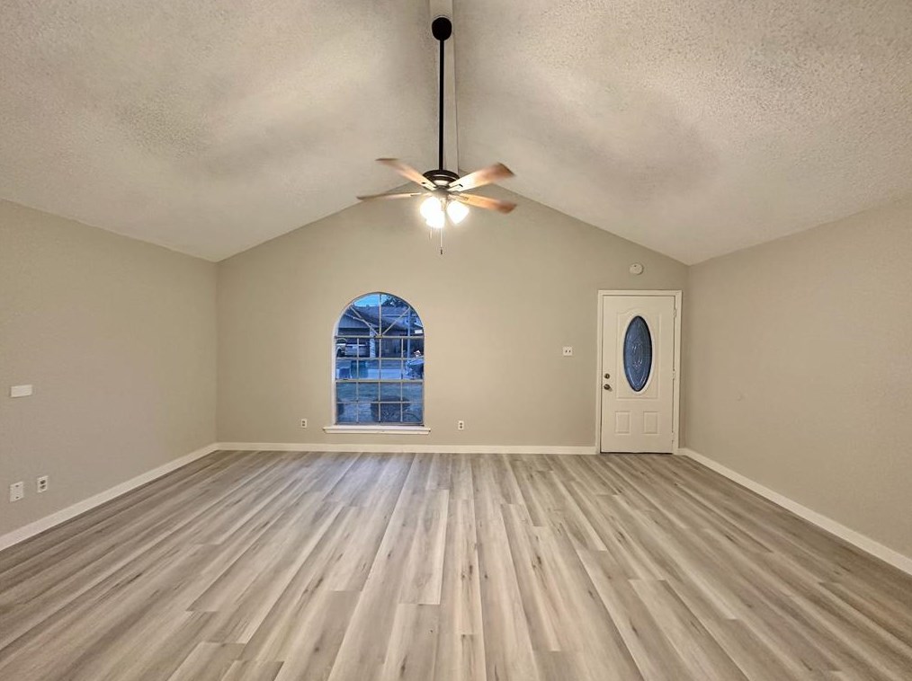 611 Connorvale Ln, Houston, TX 77060