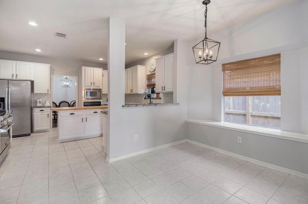13522 Scenic Glade Dr, Houston TX  77059-2809 exterior
